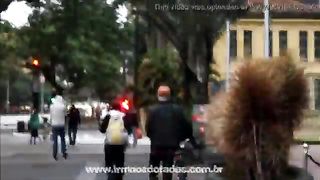 Толпа молодых латиносов устроила жесткую групповуху