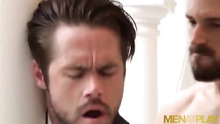 Грузчик выебал в жопу бизнесмена