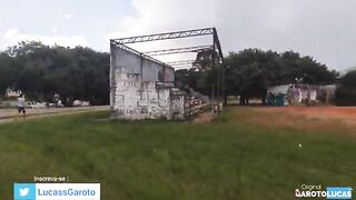 Латиносы ебутся паровозиком на природе