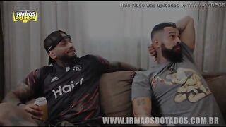 Два дяди выебали в жопу племянника